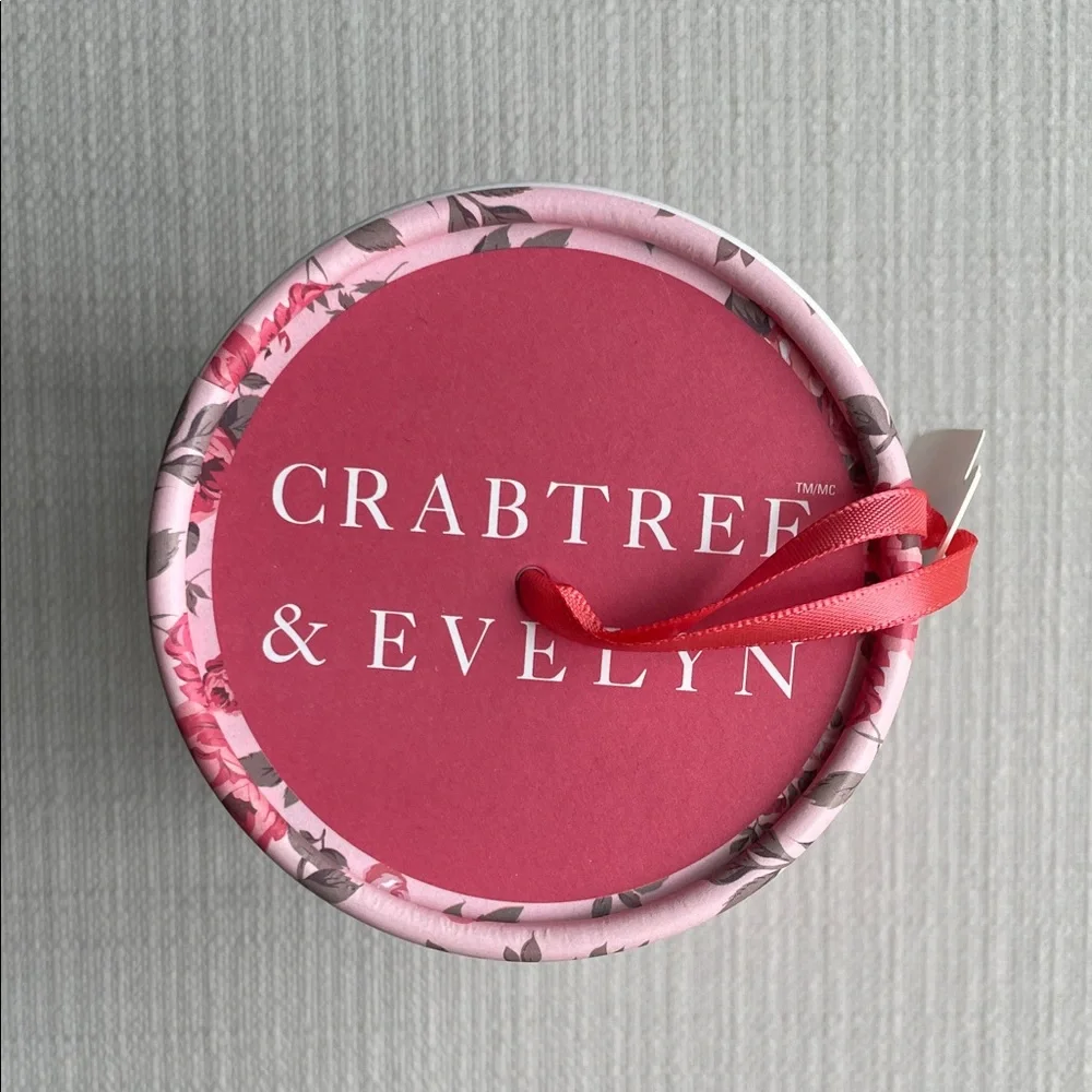 Crabtree & Evelyn Rose Water fragrance oil hand therapy gift Set